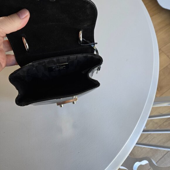 Furla - Picture 3 of 4